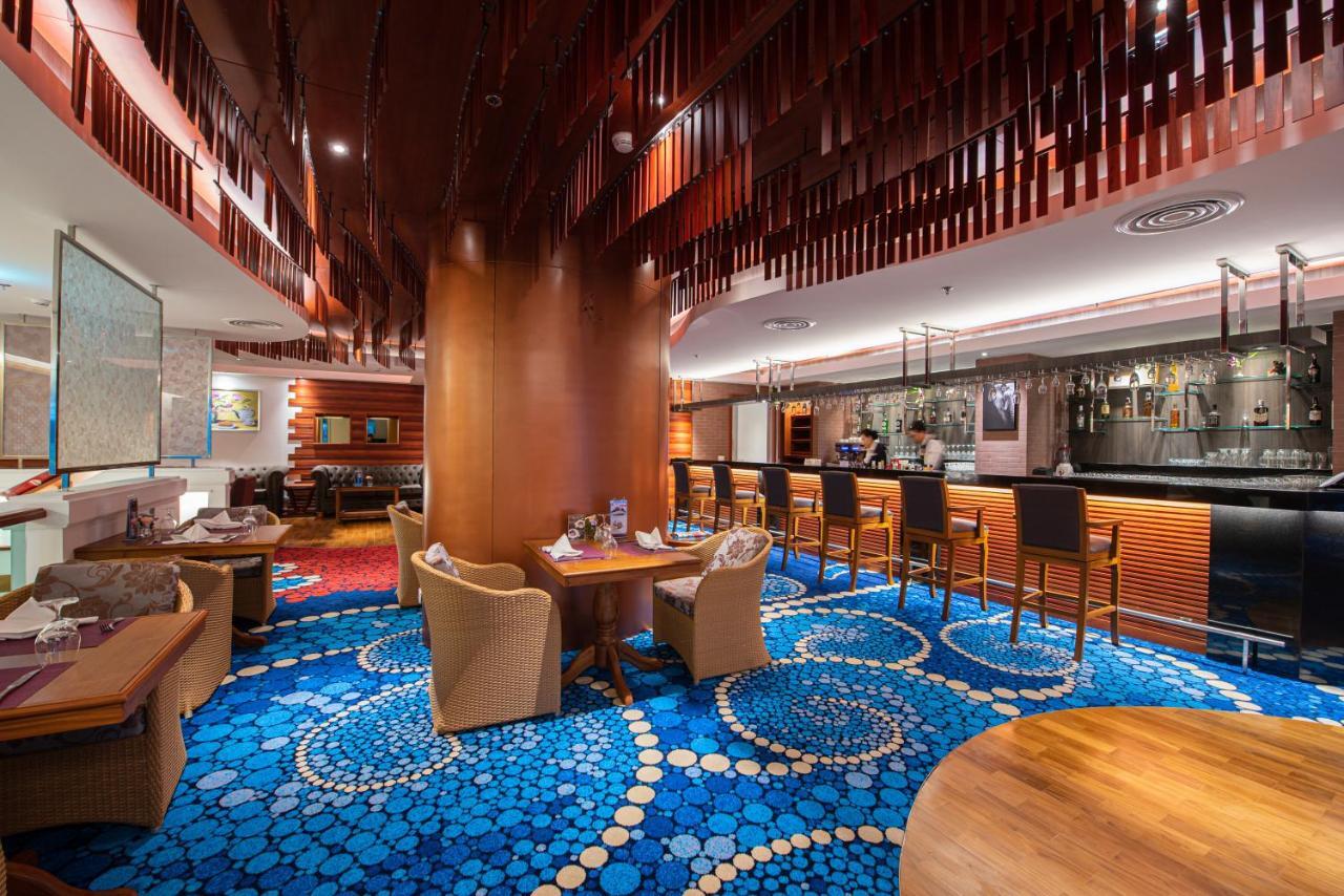 The Empress Premier Chiang Mai - Sha Extra Plus Kültér fotó The lounge at KLIA