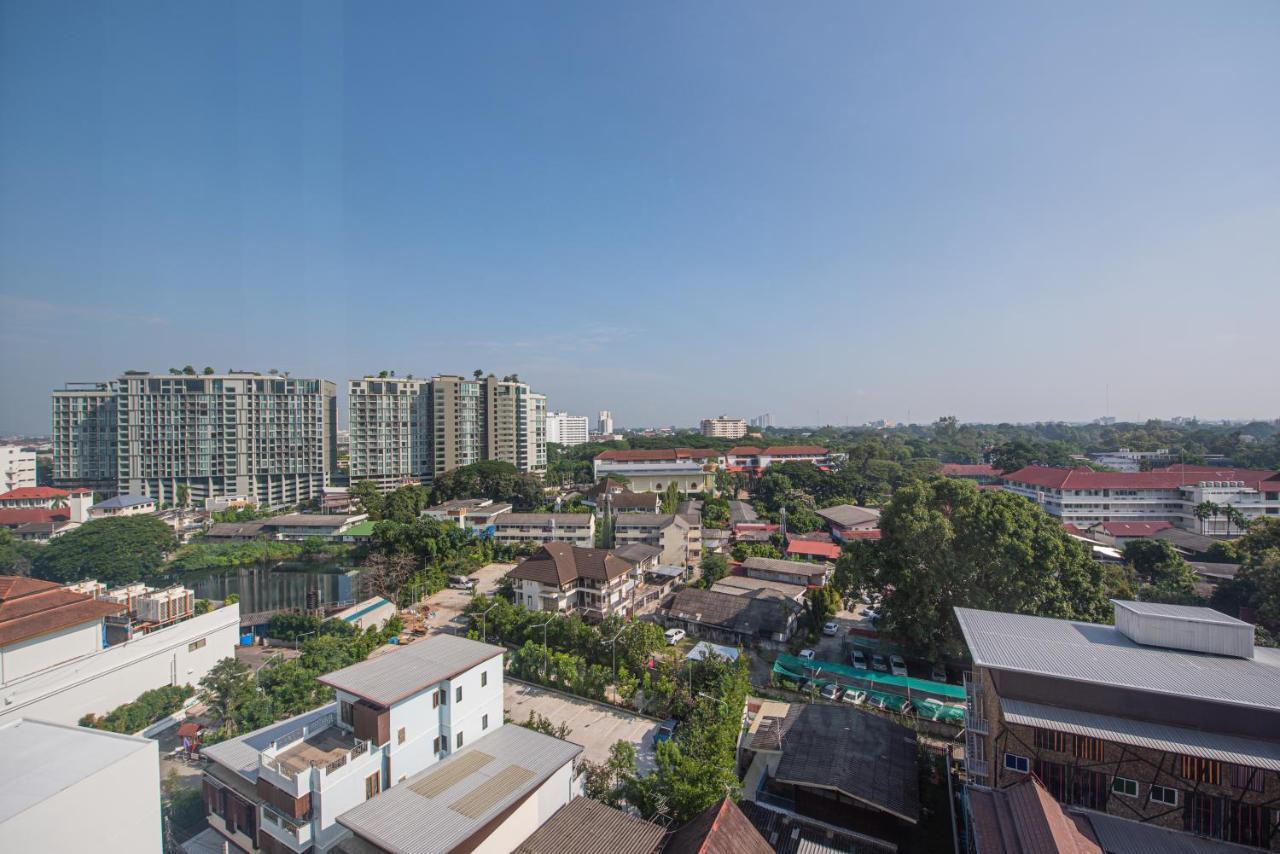 The Empress Premier Chiang Mai - Sha Extra Plus Kültér fotó View of the district